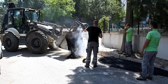 Narlıdere Belediyesi, sorumluluk sahasında bulunan alanlarda bakım ve onarım çalışmalarına hız verdi