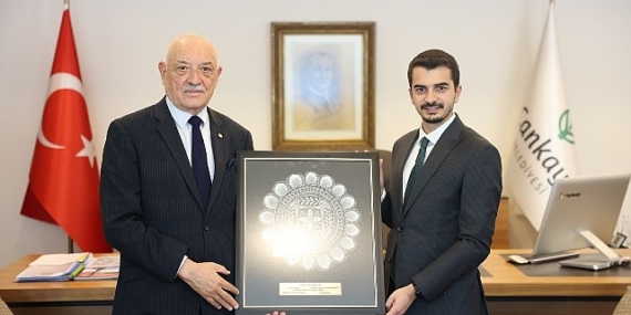 Paraguay’ın Ankara Büyükelçisi Ceferino Adrián Valdez Peralta, Çankaya Belediye Başkanı Hüseyin Can Güner’e nezaket ziyaretinde bulundu