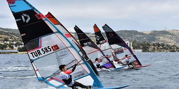 Türkiye Windsurf Ligi Şampiyonası 1. Etap Foça Wind Fast Yarışları, 2-5 Mayıs tarihlerinde gerçekleştirildi