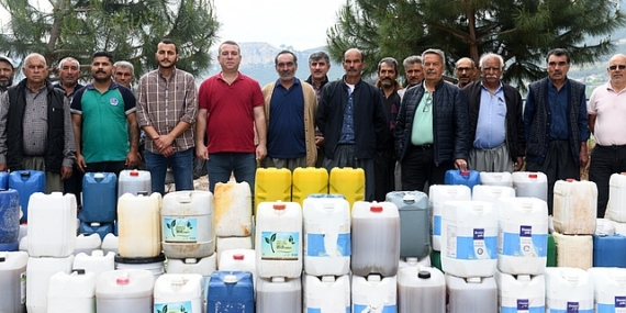 Yenişehir Belediyesi ürettiği organik solucan gübresini çiftçilere ulaştırıyor