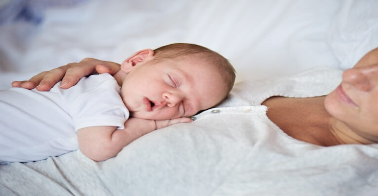 Yenidoğan Bebeklerde Sağlıklı Bir Uyku Düzeni İçin 9 Öneri