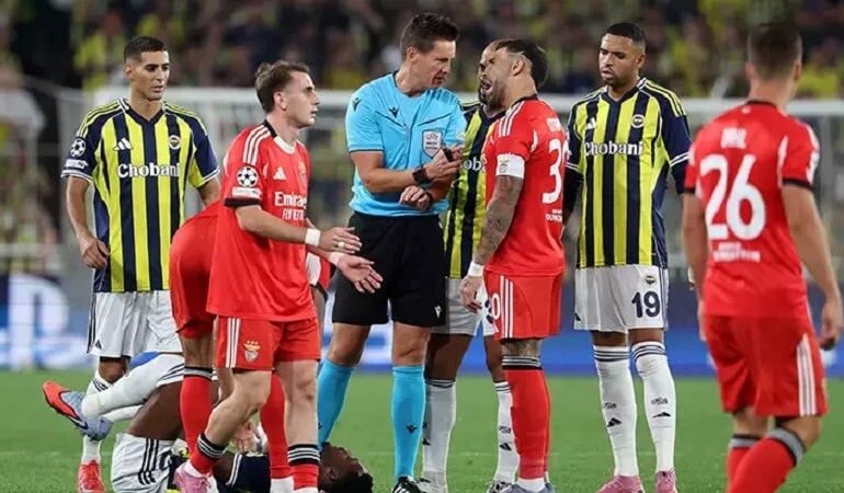 Temsilcimiz Fenerbahçe Turu Portekiz’e Bıraktı